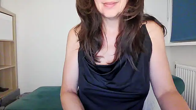 Ella_Next_Door Webcamshow