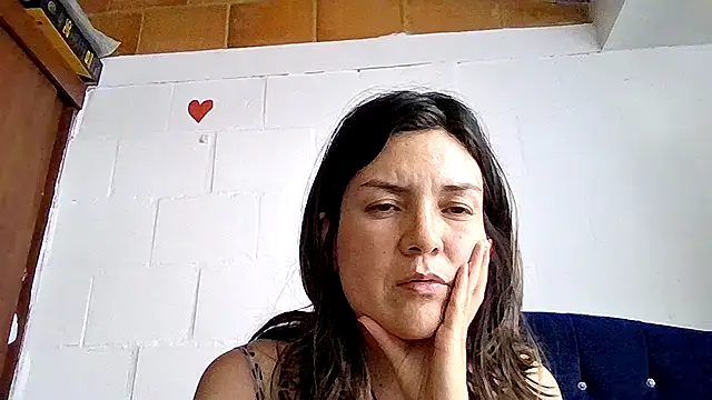 princessbella93 现场XXX聊天
