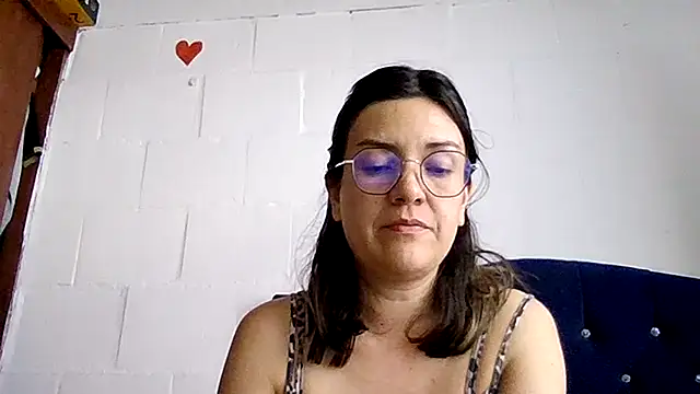 Chat +18 de princessbella93 ao vivo