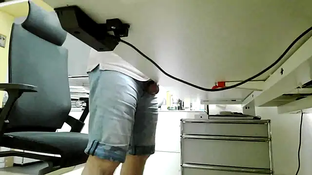 911rsrgelb Webcam show