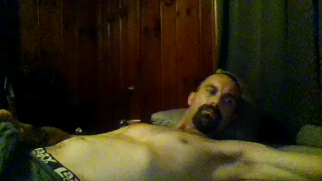 ryan100craige Show in webcam
