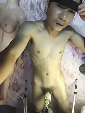 826687 Webcam show