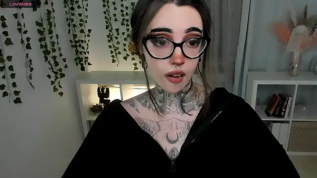 Dixi_Pixi_ Adlı Modelin Canlı XXX Sohbeti