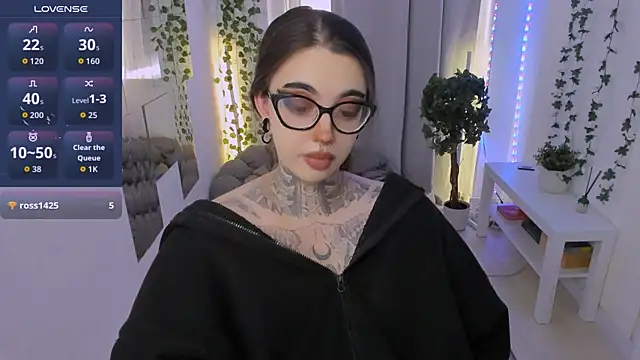 Dixi_Pixi_ Chat XXX in diretta