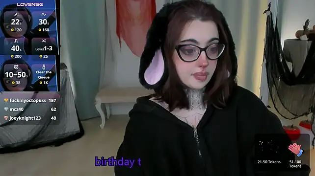 XXX chat uživo modela Dixi_Pixi_