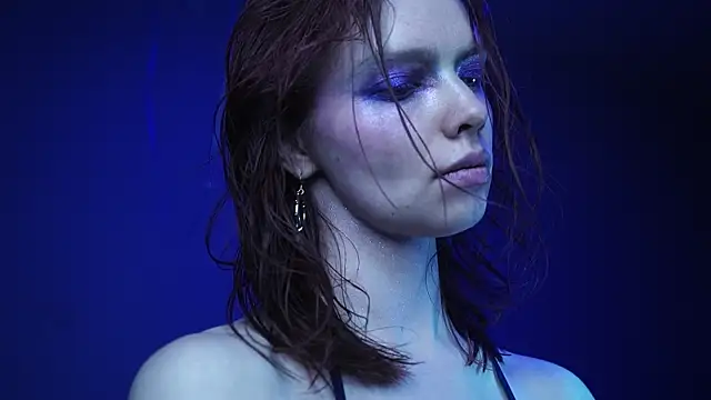 ginger_hugs Adlı Modelin Web Kamerası Şovu