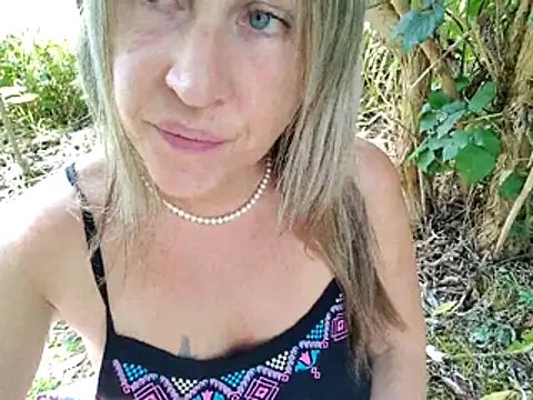 Вебкам-шоу sweethotmilf888