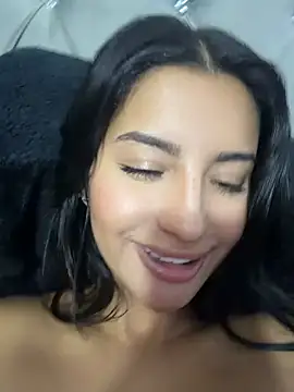 Kimm_khalifa Adlı Modelin Web Kamerası Şovu