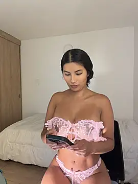 Kimm_khalifa Show in webcam