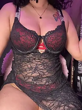 Chatroom XXX en direct de Alana_Queen_X