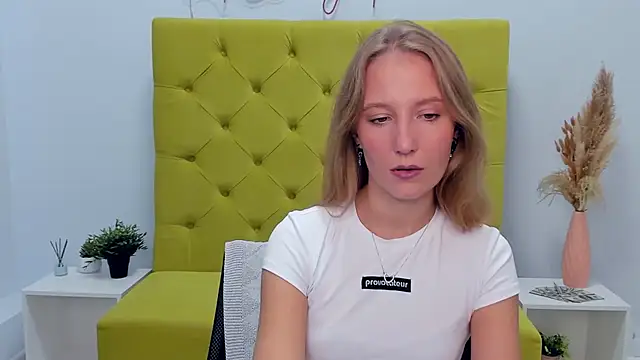 LolaWilsons' Live XXX Chat