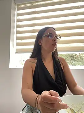 Show modela gabyaridi na web-kameri