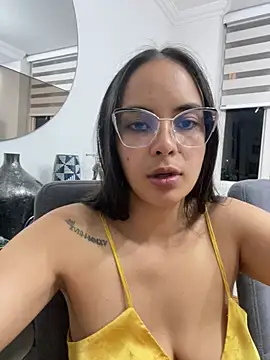 gabyaridi Show in webcam