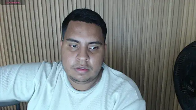 Poolsex_69 Pertunjukan Webcam