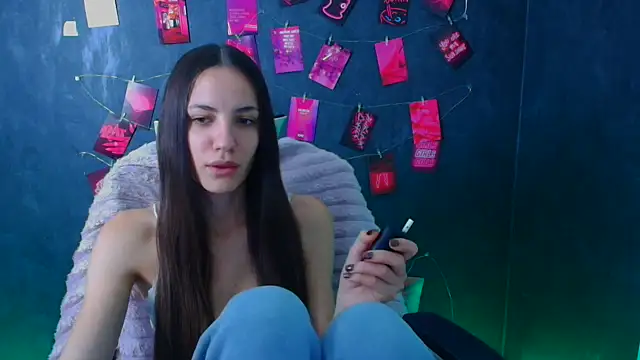 Dana_Joy_ Show in webcam