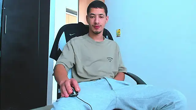 Chandler_ken Chat XXX in diretta