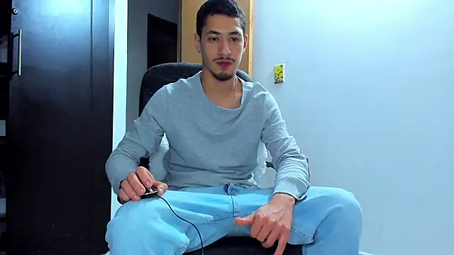 Chandler_ken Live XXX-Chat