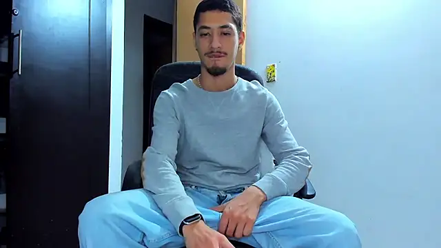 Chat XXX en directo de Chandler_ken