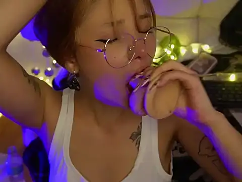 แชท XXX สดของ ari_kat