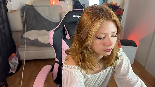 ari_kat's Live XXX Chat