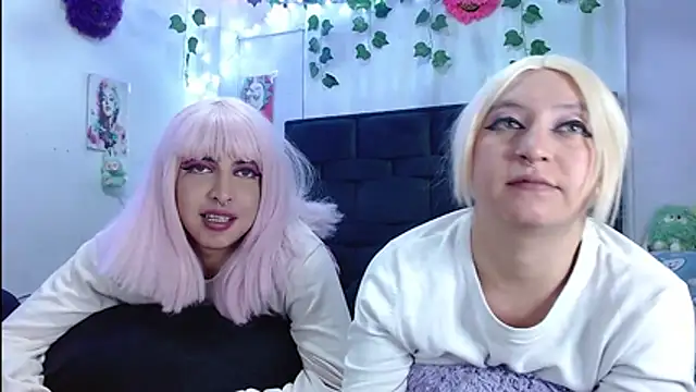 Pertunjukan Kamera Web the_lesbian_game