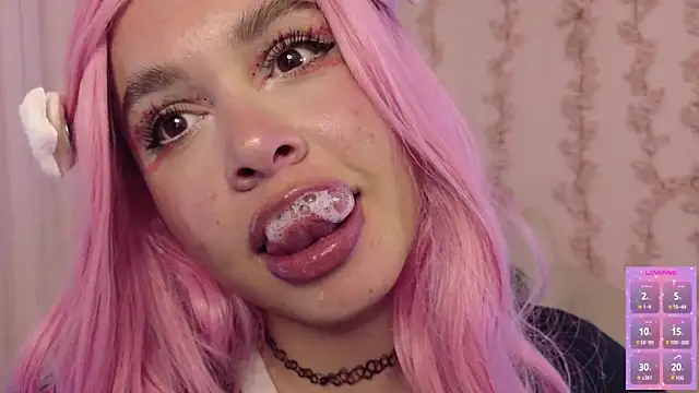 XXX chat uživo modela Haelycute