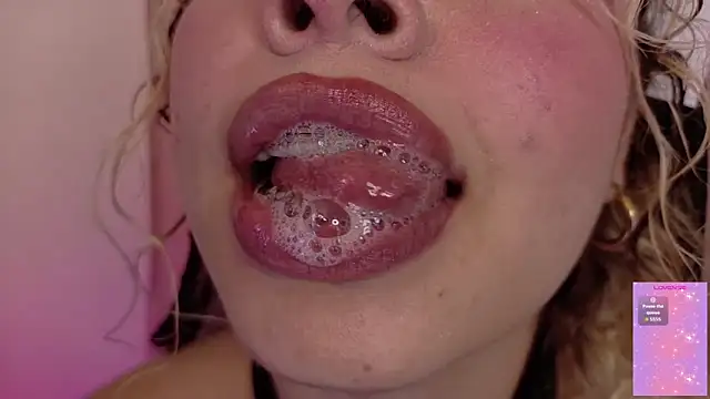 Czat XXX na żywo – Haelycute