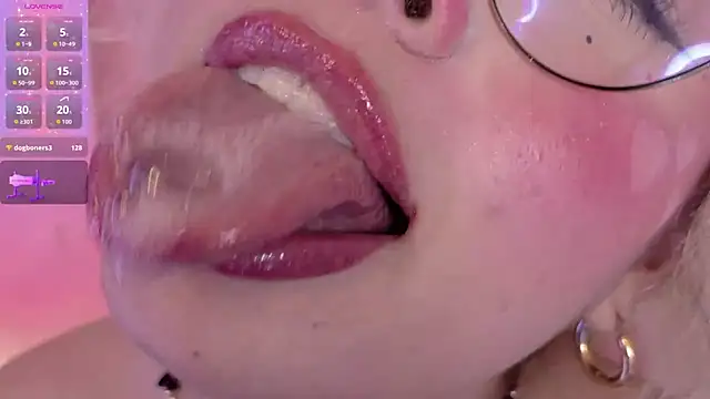 Haelycuten Live XXX chat