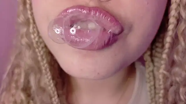 แชท XXX สดของ Haelycute