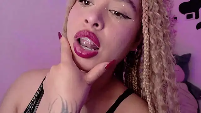צ'אט XXX בשידור חי של Haelycute