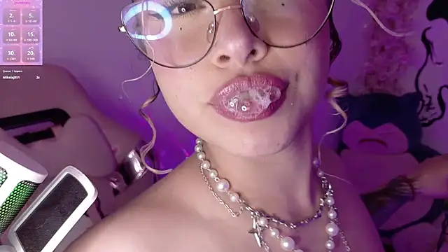 Haelycute 网络视讯表演