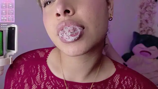 Chat +18 de Haelycute ao vivo