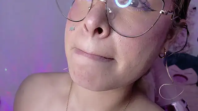 Chat XXX ao vivo de Haelycute