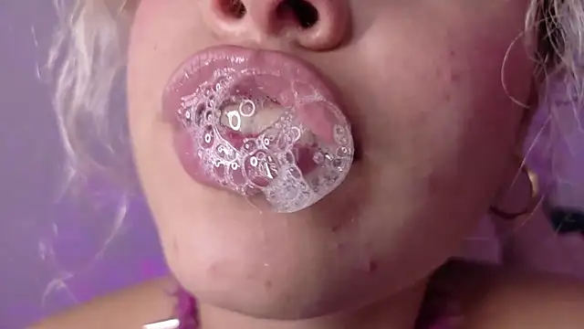 دردشة Haelycute الجنسية المباشرة