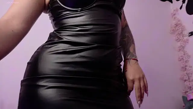 Chat XXX ao vivo de Haelycute