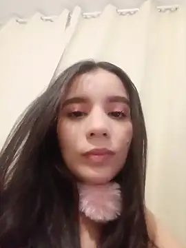 חדר צ'אט בשידור חי של alexa_2002_