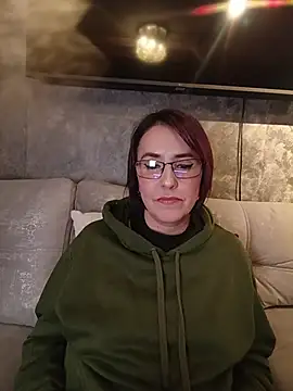 IsisBlake's Live Chat Room