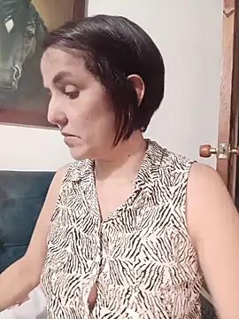 IsisBlake – live chatrum