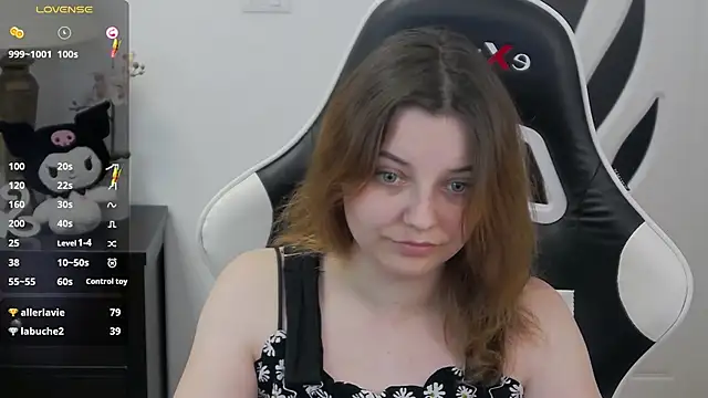 Živý XXX chat pretty_little_thing