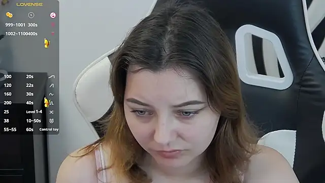 Živý XXX chat pretty_little_thing