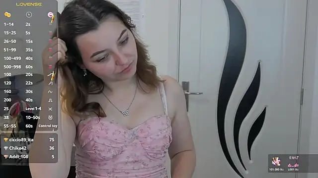 Chatroom XXX en direct de pretty_little_thing
