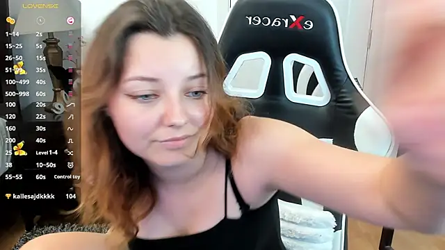 Chat XXX en directo de pretty_little_thing
