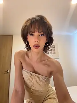 Pokazy przed kamerką – Carlita_cute