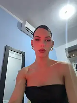 Pokazy przed kamerką – Carlita_cute