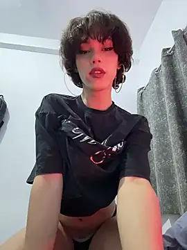 Pokazy przed kamerką – Carlita_cute