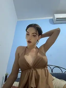 Carlita_cute: διαδικτυακό σόου στην κάμερα