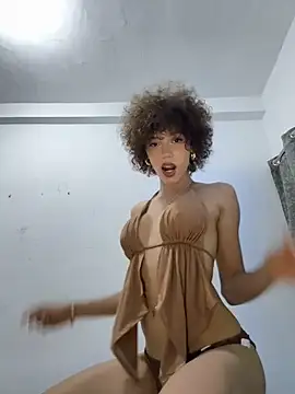 Carlita_cute webkamerás műsora