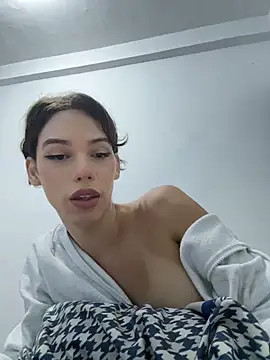 Show modela Carlita_cute na web-kameri