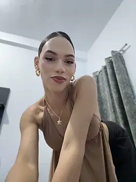 Carlita_cute Adlı Modelin Web Kamerası Şovu