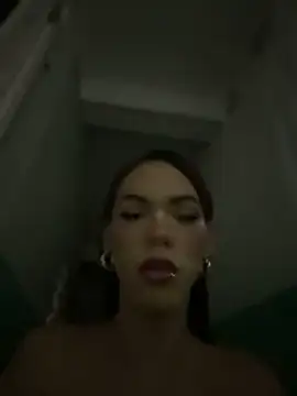 عرض كام Carlita_cute